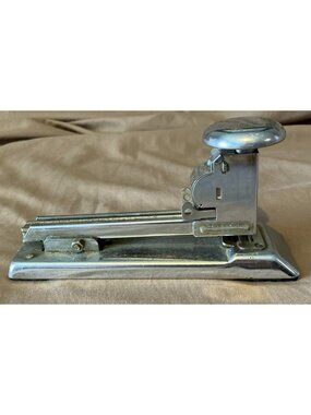 Pilot Stapler Model No. 402 Ace Fastener Corp. Chicago USA